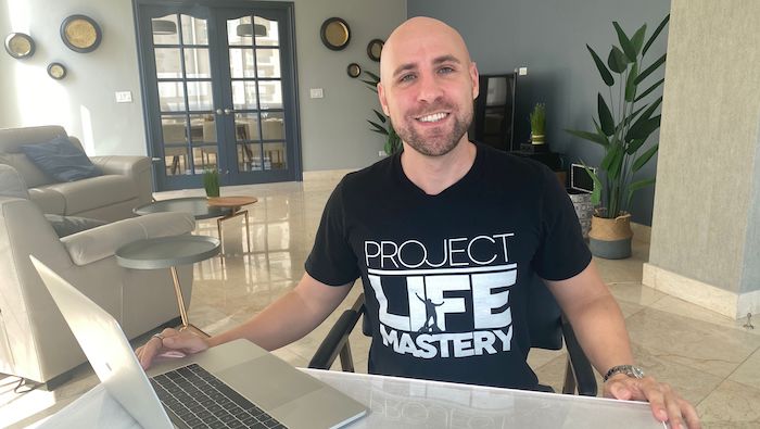 Stefan talks about 21 crazy, extreme actions he took to become successful