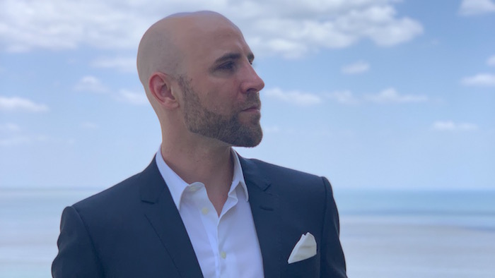Stefan talks about how to invest your money in your 20s