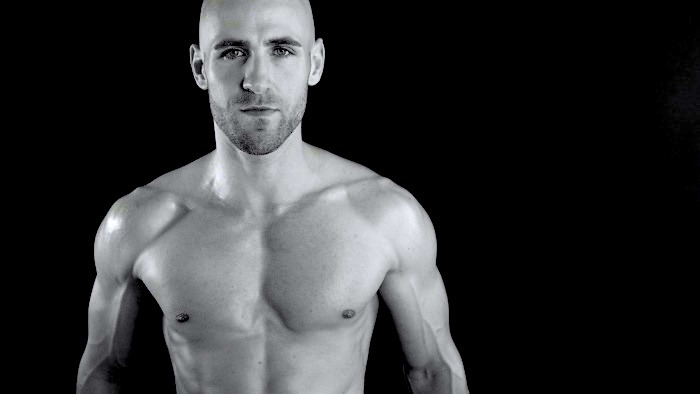 Stefan gets a tour of Bulletproof Upgrade Labs from trainer, Brandon Tobias