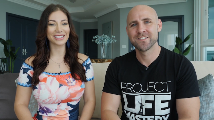 Stefan talks about the cheapest way to start selling on Amazon for beginners