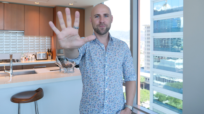 If you have $1000 in the bank, Stefan talks about the 5 moves that he suggests you make
