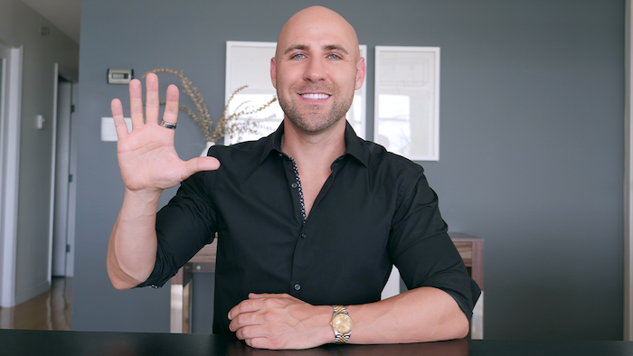 Stefan talks about 5 rich people habits for creating wealth